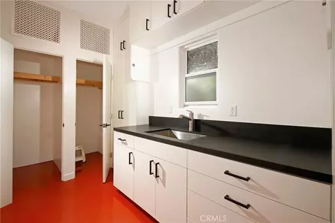 Other - 725 Pleasant View Ter, Glendale, CA 91202 photo 8 of 10