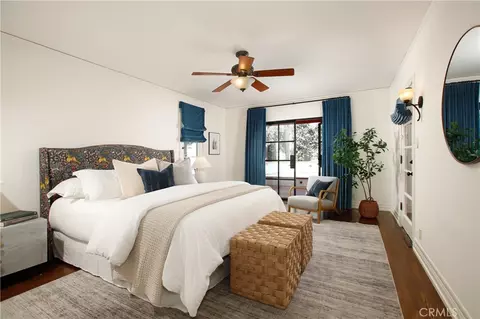 Bedroom - 725 Pleasant View Ter, Glendale, CA 91202 photo 2 of 5