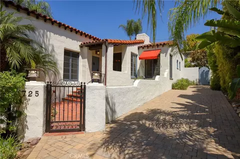 Exterior - 725 Pleasant View Ter, Glendale, CA 91202 photo 14 of 21