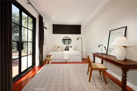 Bedroom - 725 Pleasant View Ter, Glendale, CA 91202 photo 5 of 5