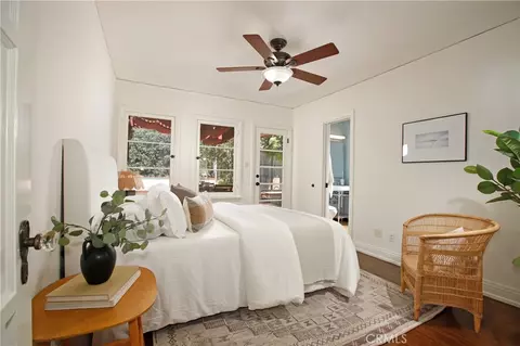 Bedroom - 725 Pleasant View Ter, Glendale, CA 91202 photo 4 of 5