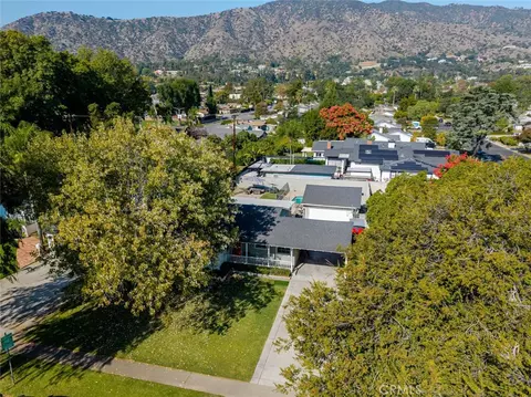 View/Area - 447 W Bennett Ave, Glendora, CA 91741 photo 3 of 5
