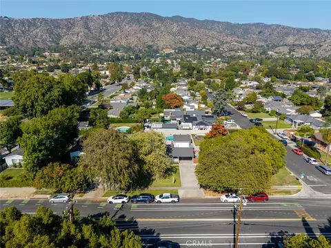 View/Area - 447 W Bennett Ave, Glendora, CA 91741 photo 4 of 5