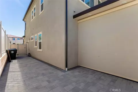 Exterior - 28619 Bloom, Saugus, CA 91350 photo 8 of 18