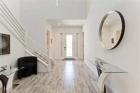 Entry Way - 28619 Bloom, Saugus, CA 91350 photo 1 of 13