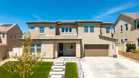 Exterior - 28619 Bloom, Saugus, CA 91350 photo 15 of 18