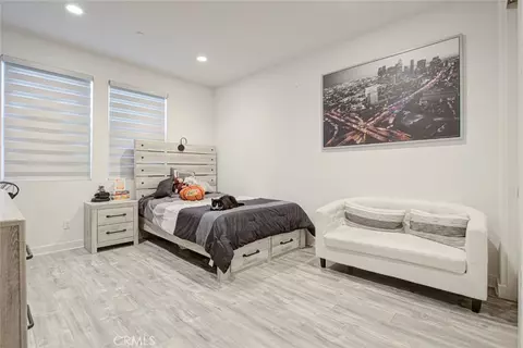 Bedroom - 28619 Bloom, Saugus, CA 91350 photo 5 of 6
