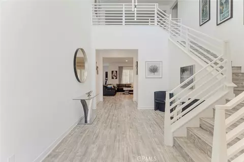 Entry Way - 28619 Bloom, Saugus, CA 91350 photo 2 of 13