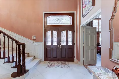Entry Way - 1663 Vista, Glendale, CA 91201 photo 2 of 13