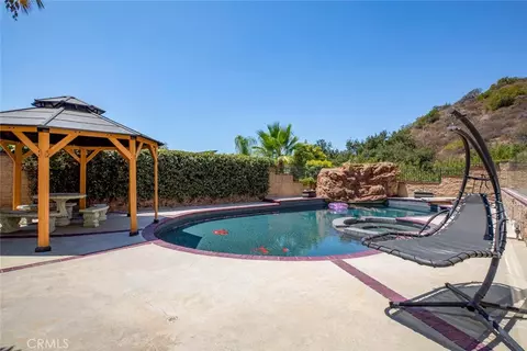 Exterior - 1663 Vista, Glendale, CA 91201 photo 12 of 17