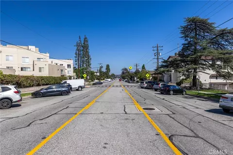 2915 Montrose Ave #430, Glendale, CA 91214