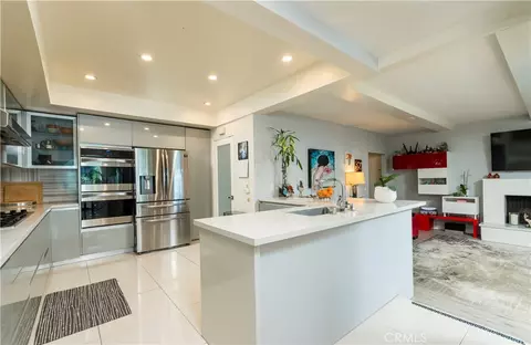 Kitchen - 3216 Beaudry Ter, Glendale, CA 91208 photo 1 of 3
