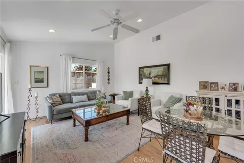Living - 924 E Tujunga, Burbank, CA 91501 photo 2 of 2