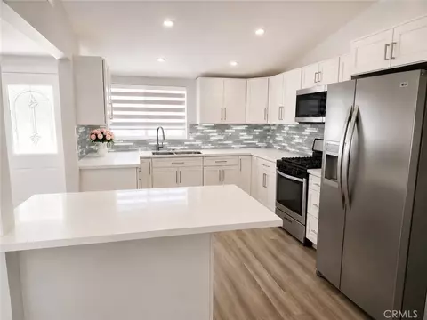 Kitchen - 19331 Lorne St, Reseda, CA 91335 photo 3 of 5