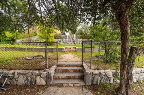 Exterior - 7444 Tranquil Dr, Tujunga, CA 91042 photo 2 of 12