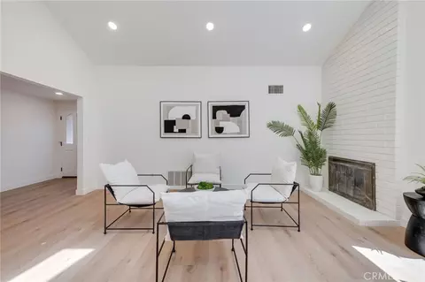 Living - 9257 La Shell Dr, Tujunga, CA 91042 photo 1 of 2