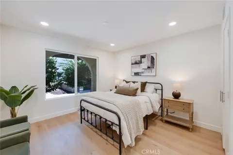 Bedroom - 9257 La Shell Dr, Tujunga, CA 91042 photo 5 of 8