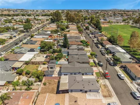 View/Area - 113 E 214th, Carson, CA 90745 photo 3 of 4
