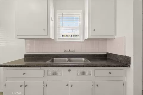 Kitchen - 113 E 214th, Carson, CA 90745 photo 1 of 1