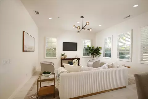Living - 20523 Stella Pl, Saugus, CA 91350 photo 1 of 2