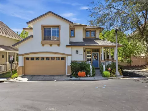 27123 Saddlepeak Trl, Valencia, CA 91354