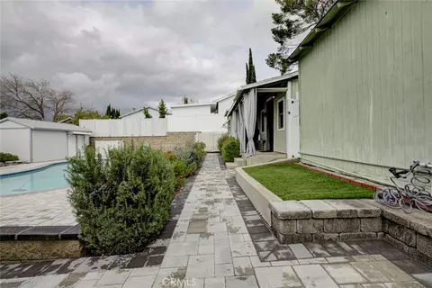 Exterior - 6911 Valmont St, Tujunga, CA 91042 photo 11 of 15