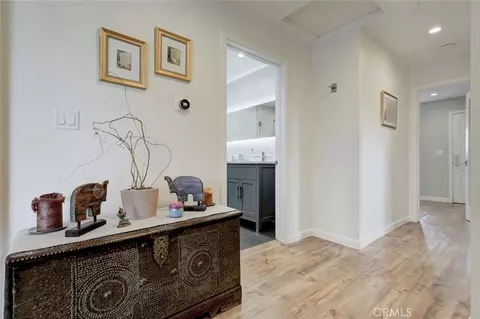 Entry Way - 6911 Valmont St, Tujunga, CA 91042 photo 4 of 6