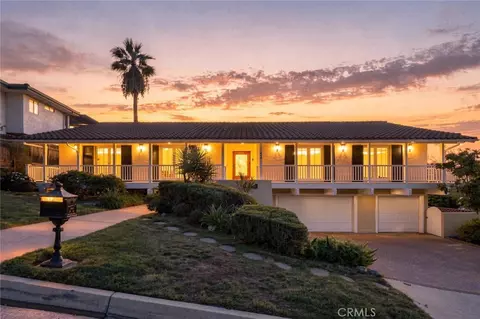 444 Meadowview Dr, La Canada Flintridge, CA 91011