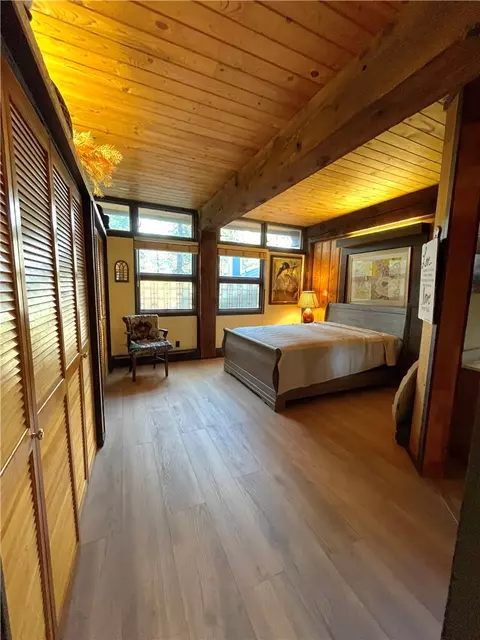 Bedroom - 516 Lark Dr, Wrightwood, CA 92397 photo 3 of 3