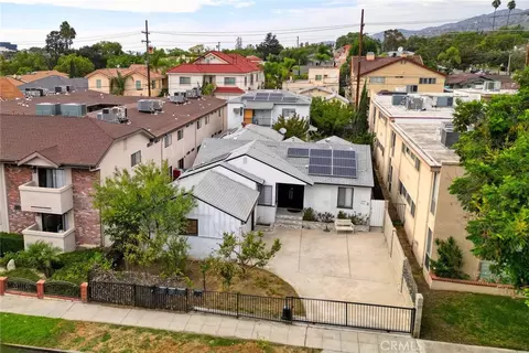 View/Area - 729 E Providencia, Burbank, CA 91501 photo 4 of 8