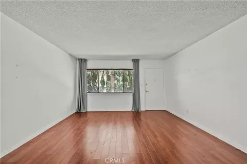 Living - 723 E Tujunga Ave, Burbank, CA 91501 photo 8 of 17