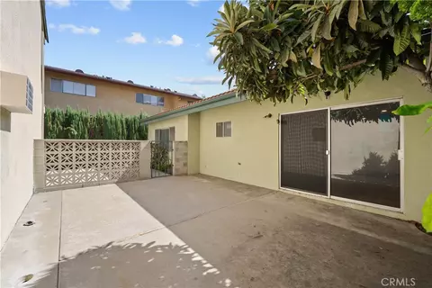 Exterior - 723 E Tujunga Ave, Burbank, CA 91501 photo 1 of 9