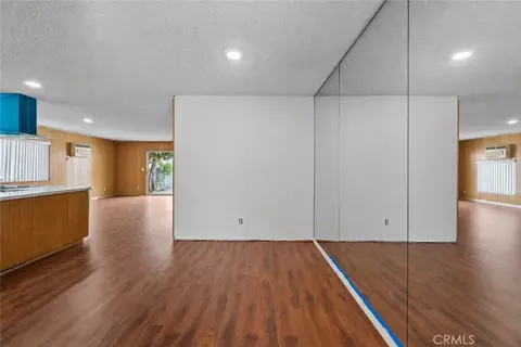 Living - 723 E Tujunga Ave, Burbank, CA 91501 photo 4 of 17