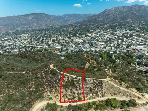 7419 Verdugo Crestline Dr, Tujunga, CA 91042