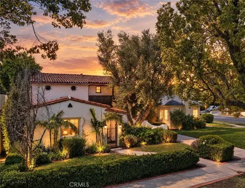 1163 Geneva St, Glendale, CA 91207