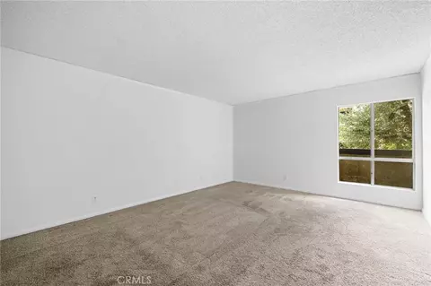 Living - 320 E Stocker #107, Glendale, CA 91207 photo 8 of 9