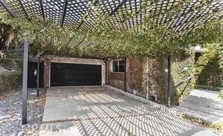 7361 Flight Ave, Los Angeles, CA 90045