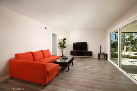 Living - 775 Ridge Dr, Glendale, CA 91206 photo 4 of 5