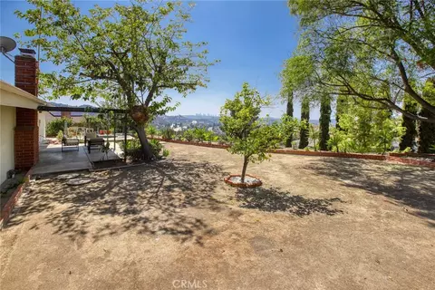 Exterior - 775 Ridge Dr, Glendale, CA 91206 photo 10 of 17