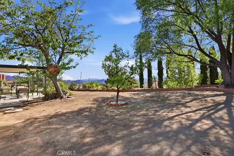 Exterior - 775 Ridge Dr, Glendale, CA 91206 photo 12 of 17