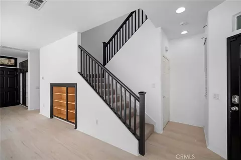 Entry Way - 11465 Oakford Ln, Porter Ranch, CA 91326 photo 2 of 5