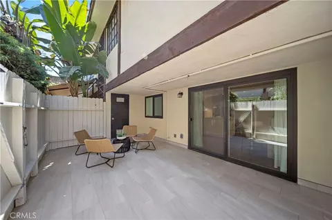 Exterior - 1429 Valley View Rd #18, Glendale, CA 91202 photo 8 of 12