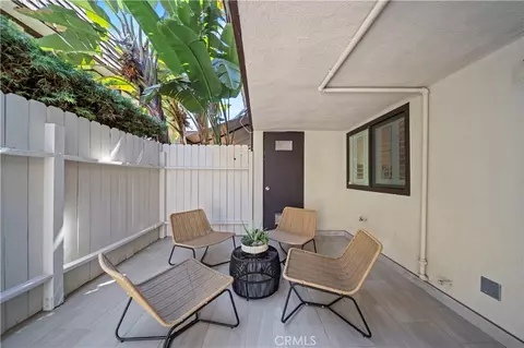 Exterior - 1429 Valley View Rd #18, Glendale, CA 91202 photo 5 of 12