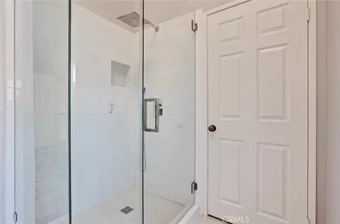 Bath - 3329 Crazy Horse, Simi Valley, CA 93063 photo 3 of 4