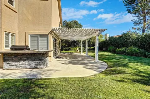 Exterior - 3329 Crazy Horse, Simi Valley, CA 93063 photo 7 of 10