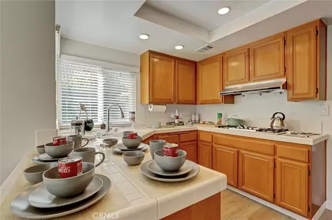 Kitchen - 3329 Crazy Horse, Simi Valley, CA 93063 photo 1 of 3
