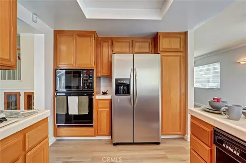 Kitchen - 3329 Crazy Horse, Simi Valley, CA 93063 photo 2 of 3