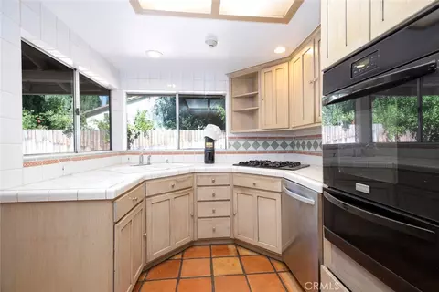 Kitchen - 18119 Calvert St, Tarzana, CA 91335 photo 5 of 5