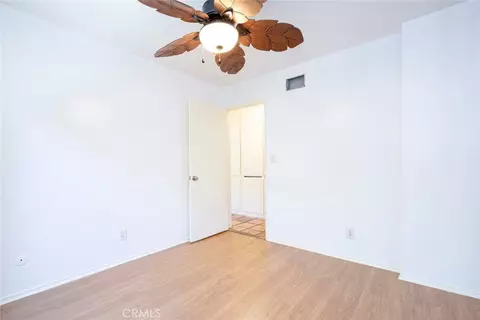 Bedroom - 18119 Calvert St, Tarzana, CA 91335 photo 2 of 5