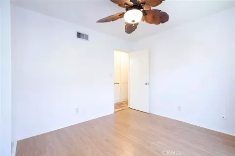 Bedroom - 18119 Calvert St, Tarzana, CA 91335 photo 4 of 5